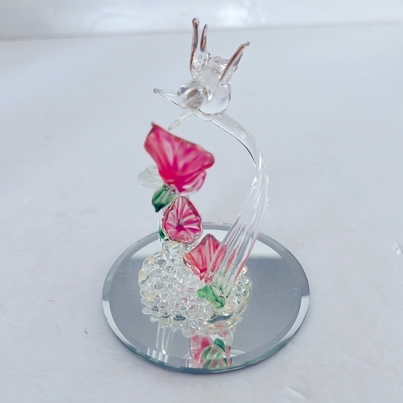 Handcrafted Spun Glass Hummingbird Sculpture on Mirror - Picture 5 of 7